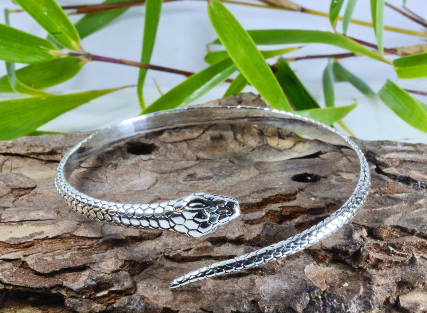 Snake silver bangle